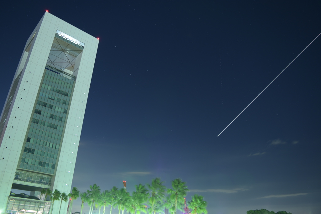四日市港ポートビル1