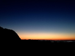 雲一つ無い夜明け
