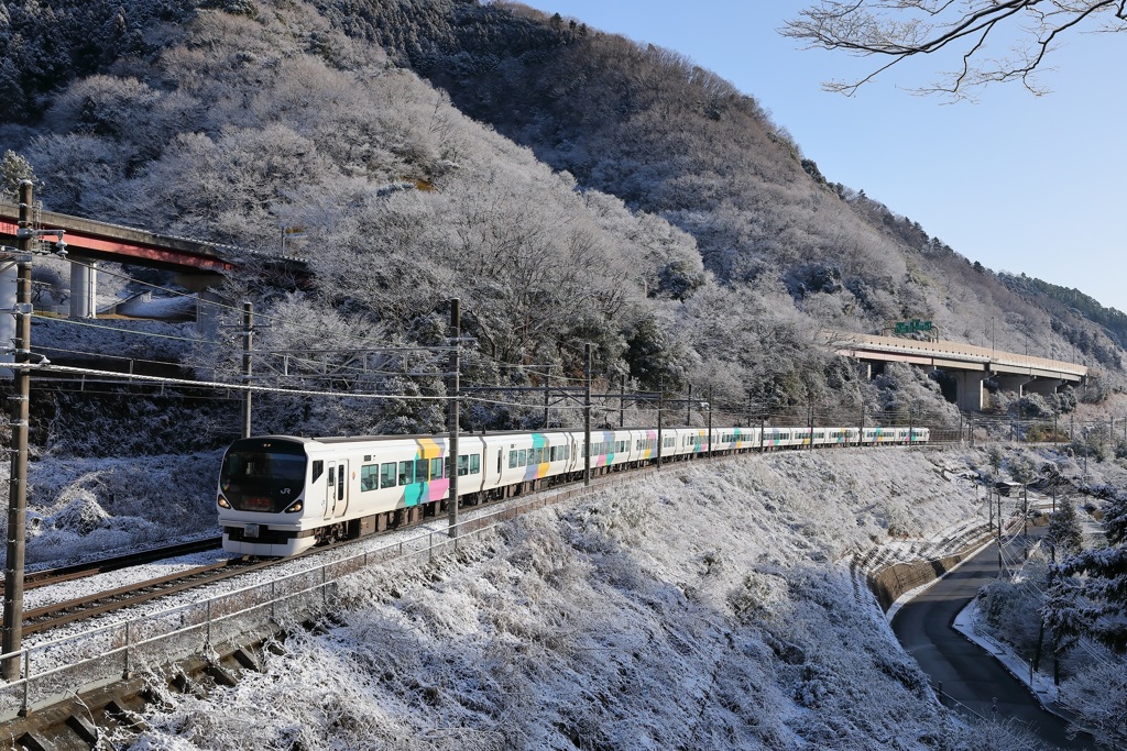 E257 あずさ３号