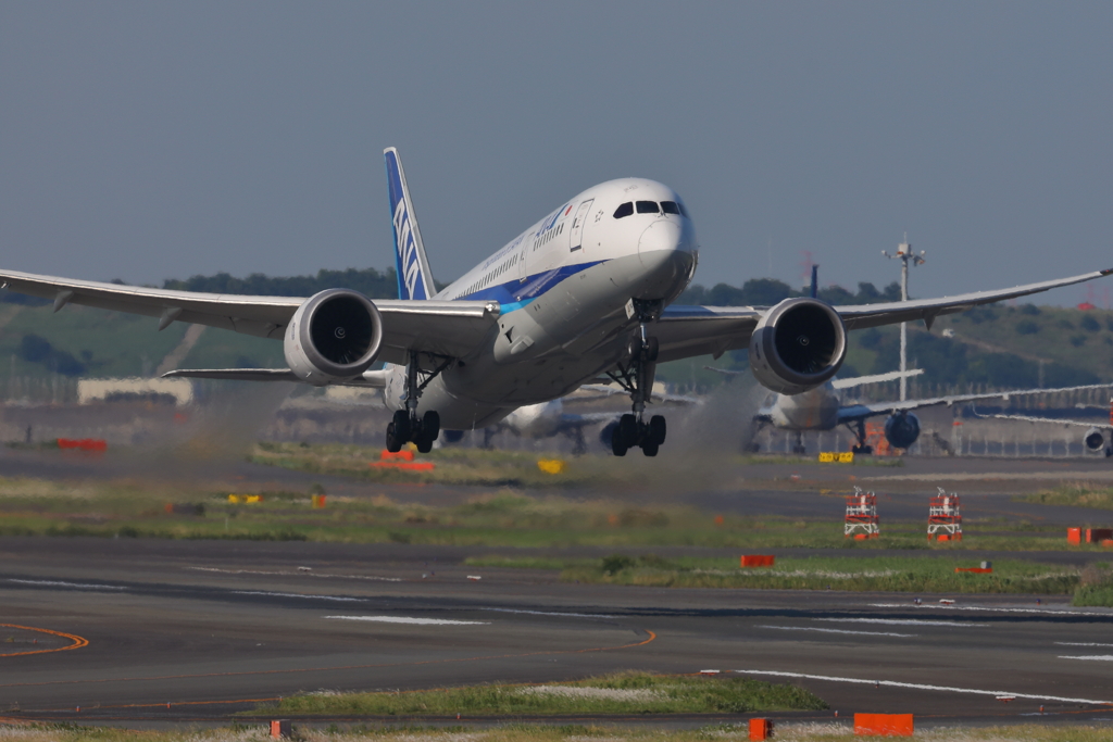 B787