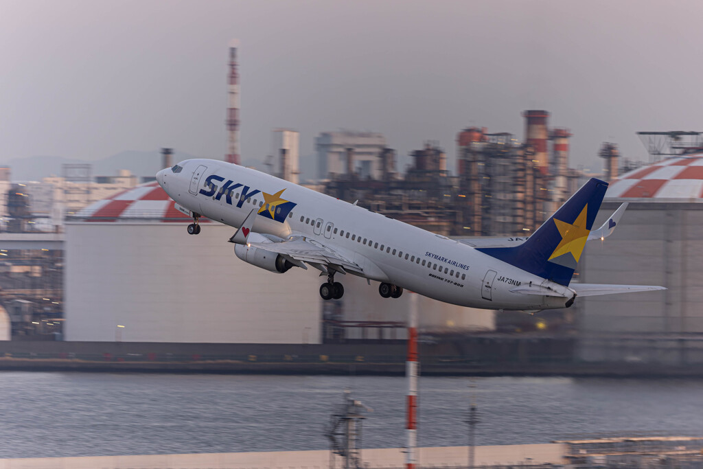 RWY16R