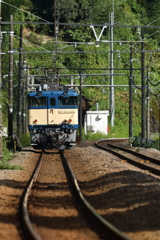 EF64-1032