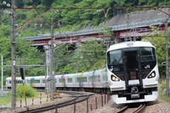 E257　かいじ