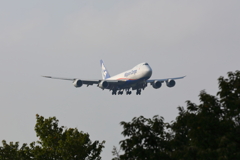 B747