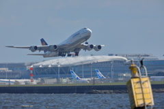 B747-8
