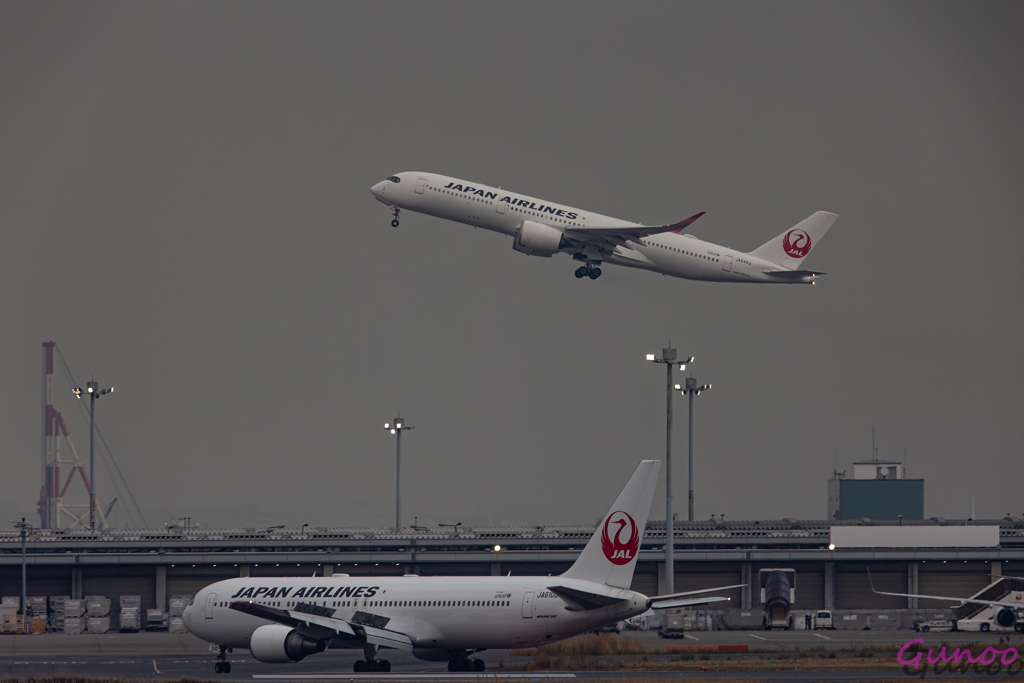 A350