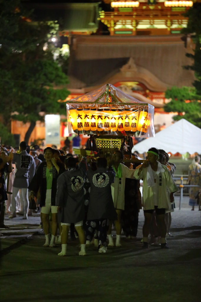 鶴岡八幡宮　御神輿