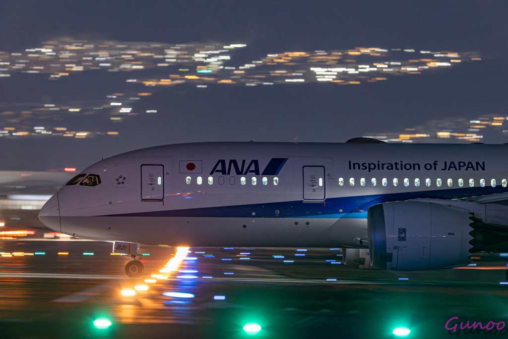 B787