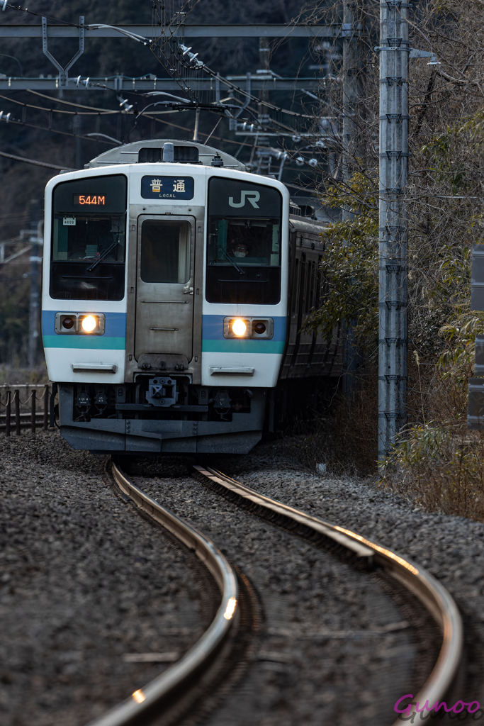 211系