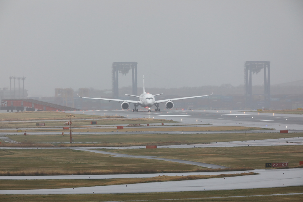 A350