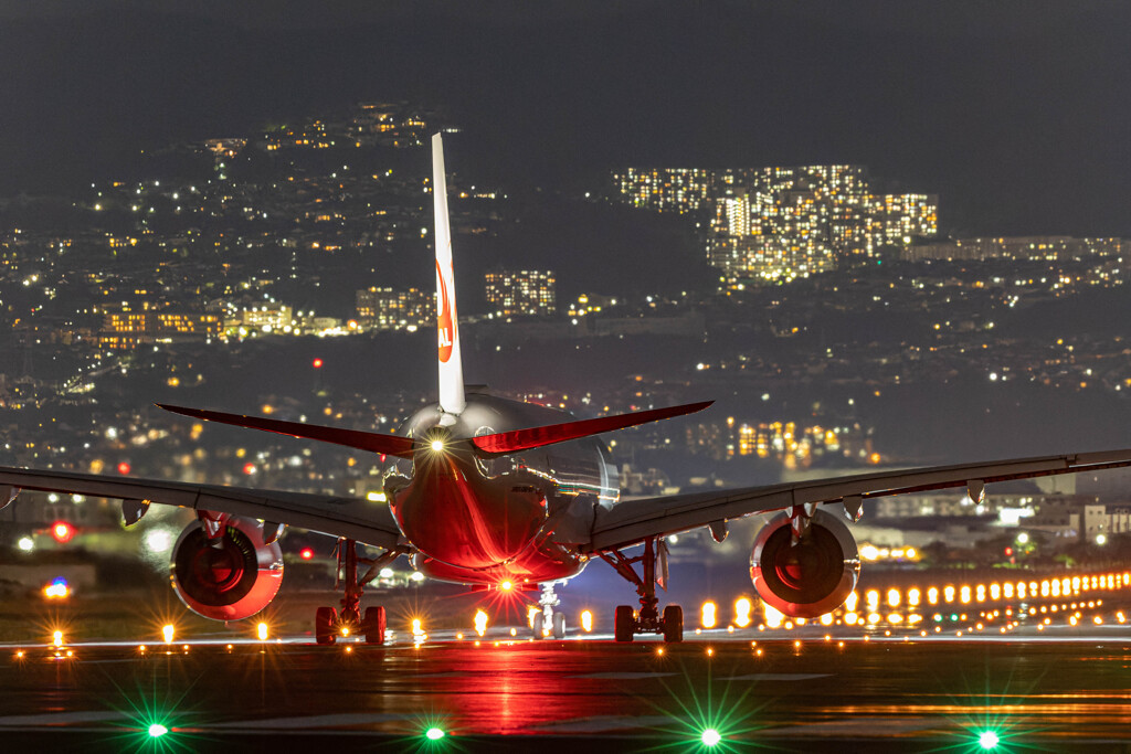 A350