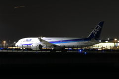 B787