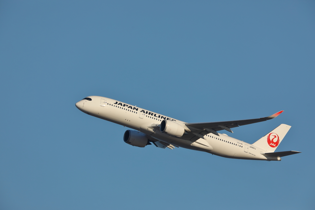 A350