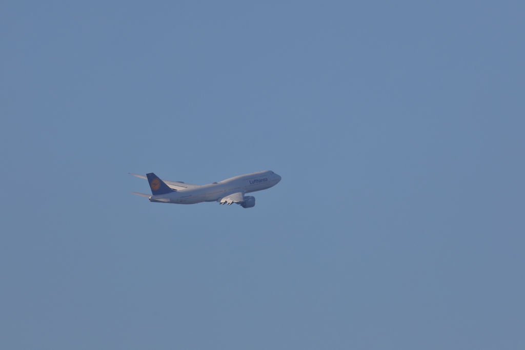 B747
