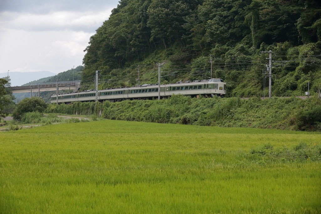 189系N102編成あずさ77号