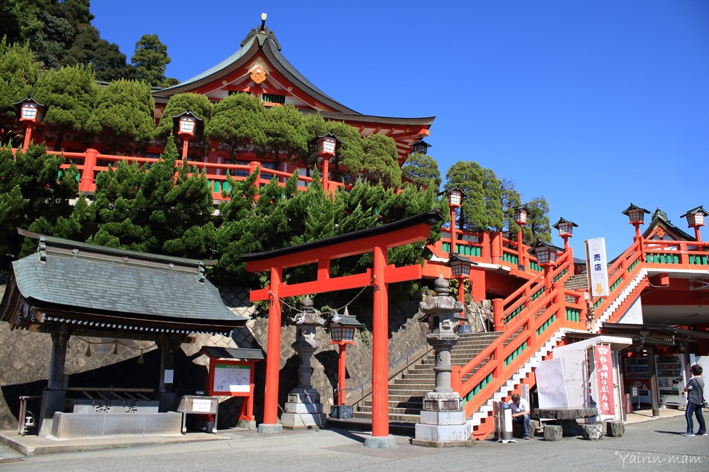 太鼓谷稲成神社