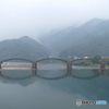 雨の錦帯橋