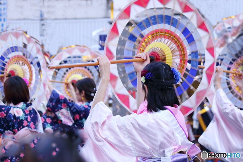 鳥取しゃんしゃん傘踊り