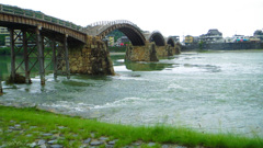 梅雨の錦帯橋