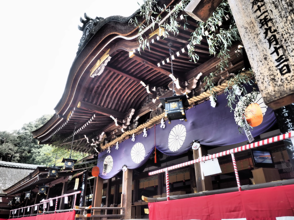 大神神社　拝殿