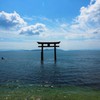 湖水の鳥居