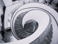 京セラ美術館Ⅲ　螺旋階段
