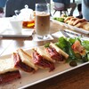 お気に入りのローストビーフサンド　
