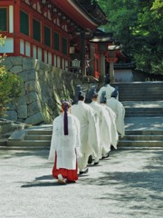 石上神宮　ならぶ