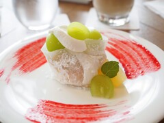 シャインマスカットのケーキ