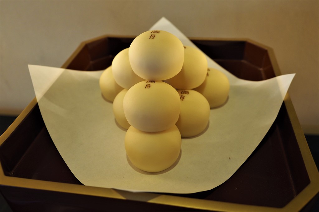 名月より『満月』ですなあ