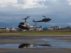 雨上がり　ヘリコプター　