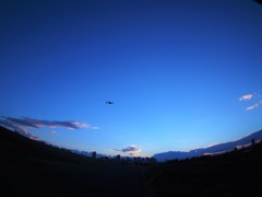 夕暮れ飛行機