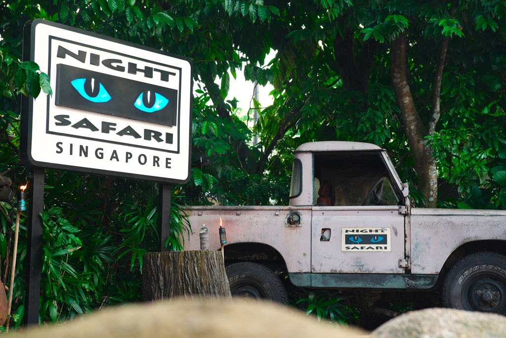 シンガポール40