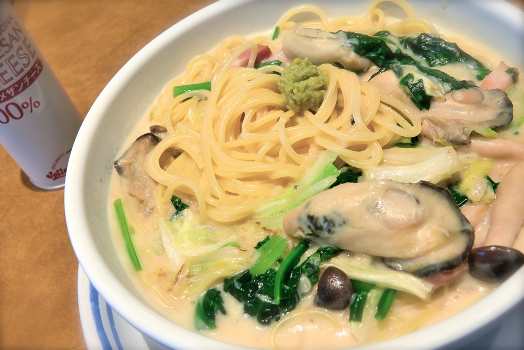 さっぱりゆず胡椒と牡蠣のクリームスープパスタ