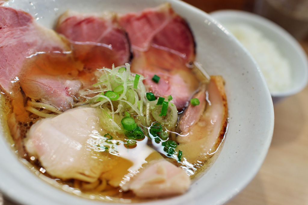 豚出汁熟成醤油鶏そば