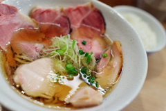 豚出汁熟成醤油鶏そば