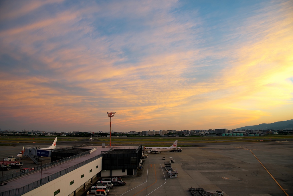 夕刻の伊丹空港
