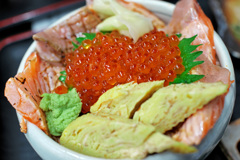 鮭といくらの親子丼