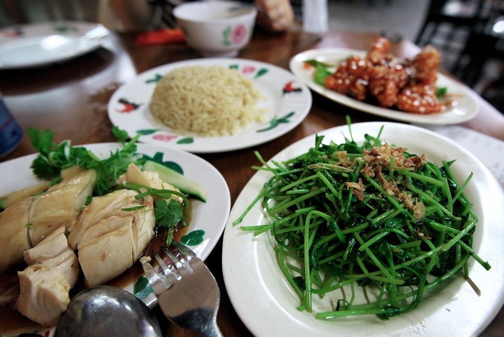 シンガポール13