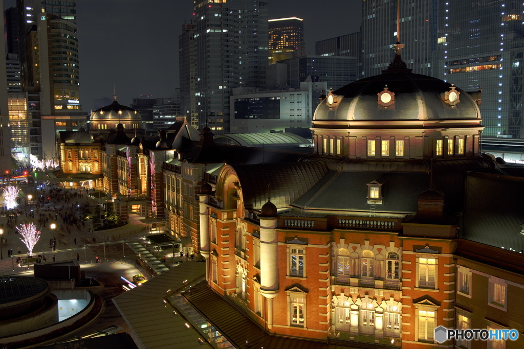 Tokyo Station at Night