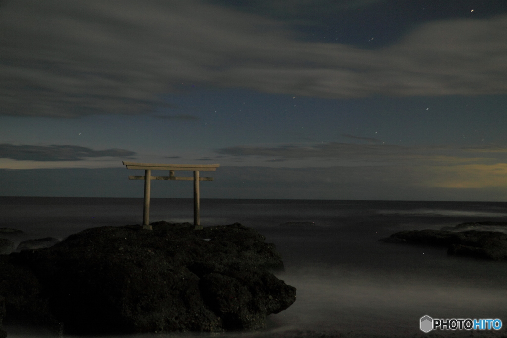 威厳に満ちた海