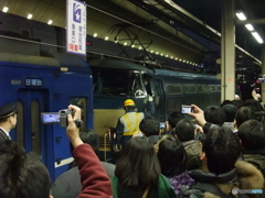 寝台特急富士はやぶさ 東京駅での機関車連結作業