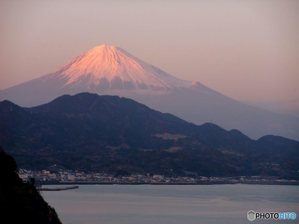 夕陽に映える富士