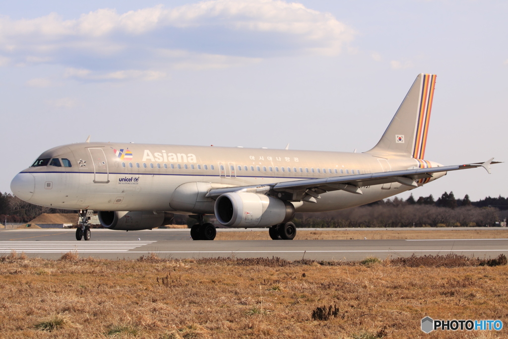 Asiana Airlines Airbus A320-232