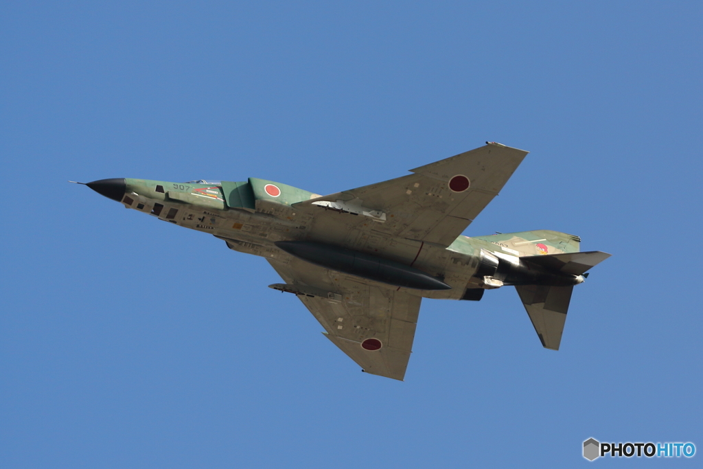 大空を舞うRF-4E