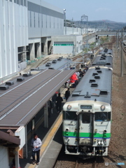 新幹線工事と江差線ホーム