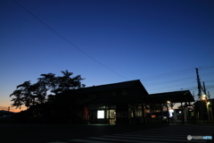 夜の松代駅
