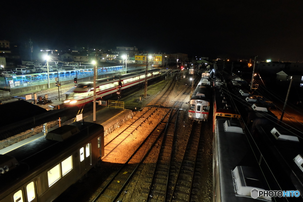 夜の須坂駅