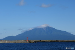 港から見る利尻富士