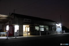 夜の阿字ヶ浦駅